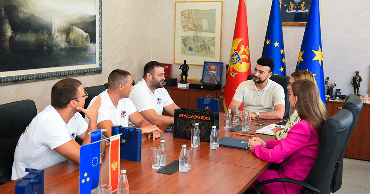 Bronza sa posebnom simbolikom: Prijem za veterane VK „Pizana“ u Opštini Budva