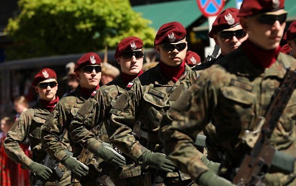 Većina Poljaka nije spremna da brani Poljsku - anketiranje