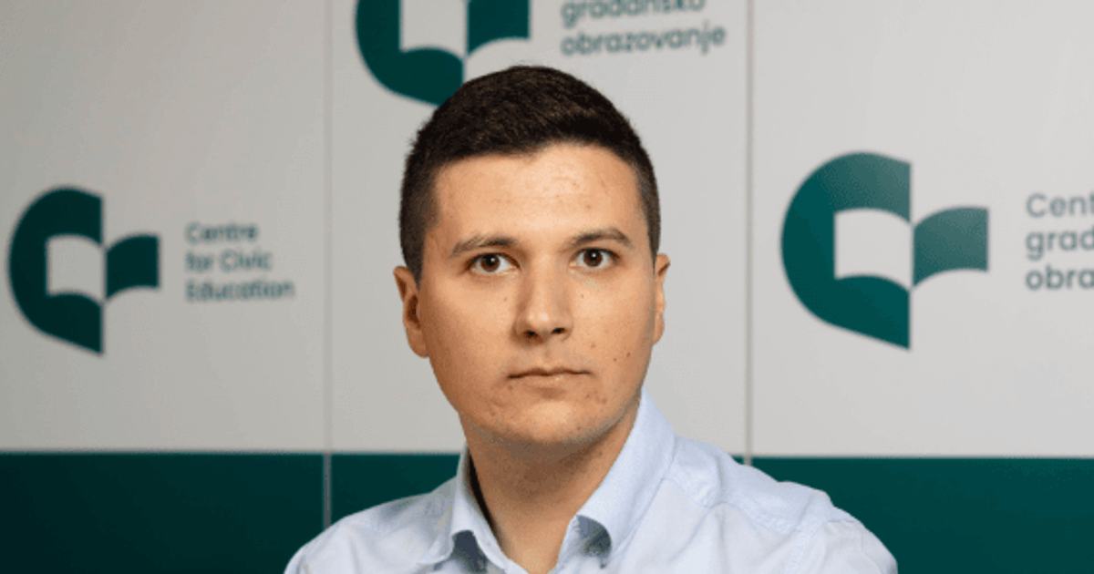 Broj angažovanih i način zapošljavanja u kabinetima rukovodstva Skupštine zahtijevaju veću