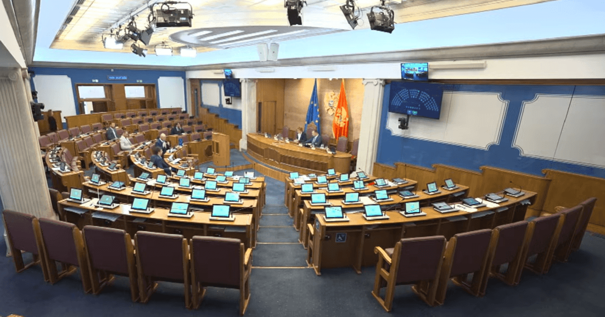 Poslanci nastavili raspravu o izmjenama Ustava