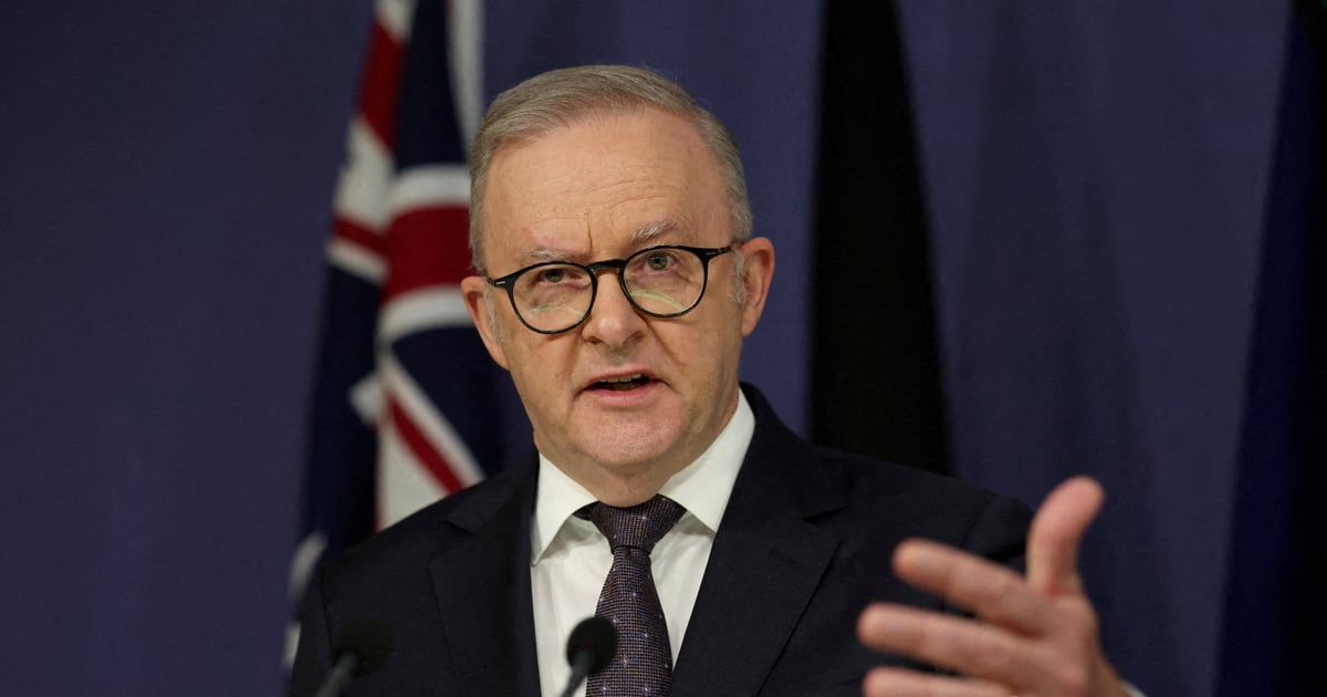 Australian Prime Minister Albanese Apologizes for Inappropriate Comment About Kylie Minogue