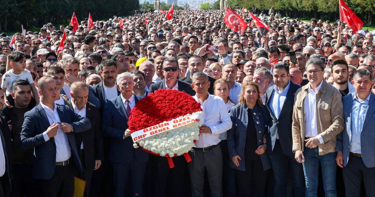 Smijenjeni lider turske opozicije najavljuje mogućnost osnivanja nove stranke