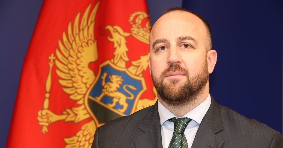 Diplomatija nije partijski plijen