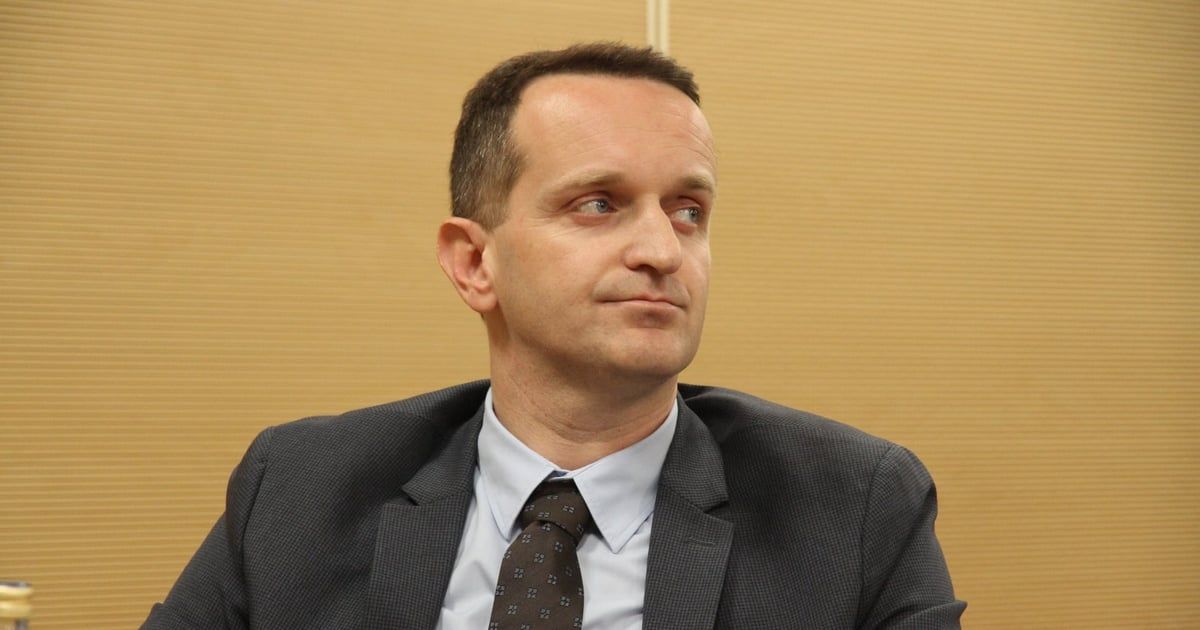 Đuričković: Kompletna vladajuća većina predstavlja rezervni sastav - kojeg centra, koje dr