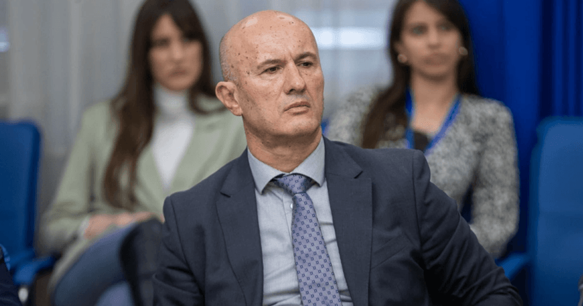 Laković: Da budemo fer pa da priznamo - Vučić jeste pomogao Spajiću da dođe na vlast
