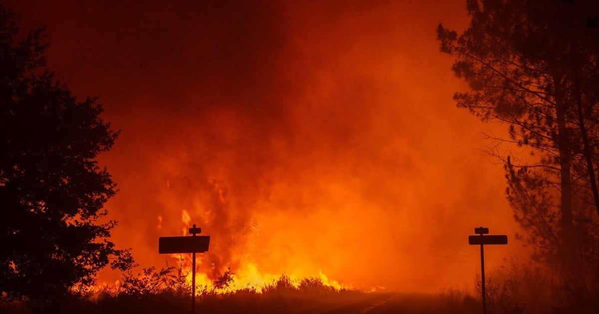 Grčka: U požarima na ostrvu Salamina dvije osobe poginule, hiljade ljudi evakuisano