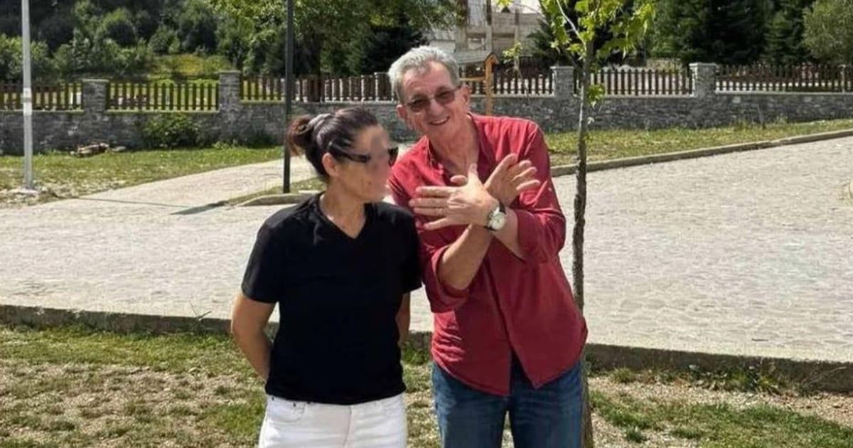 Identitet ili politička poruka: Camaj ponovo sa dvoglavim orlom