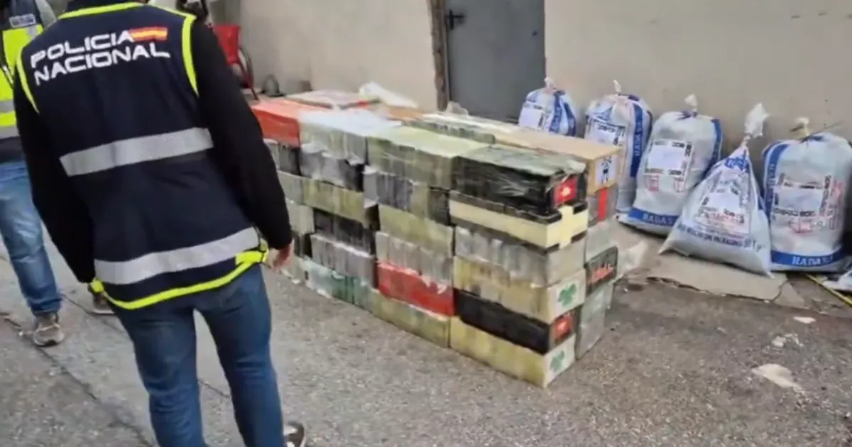 Hrvatski državljanin uhapšen u Španiji, osumnjičen da je nadzirao predaju 1,5 tone kokaina