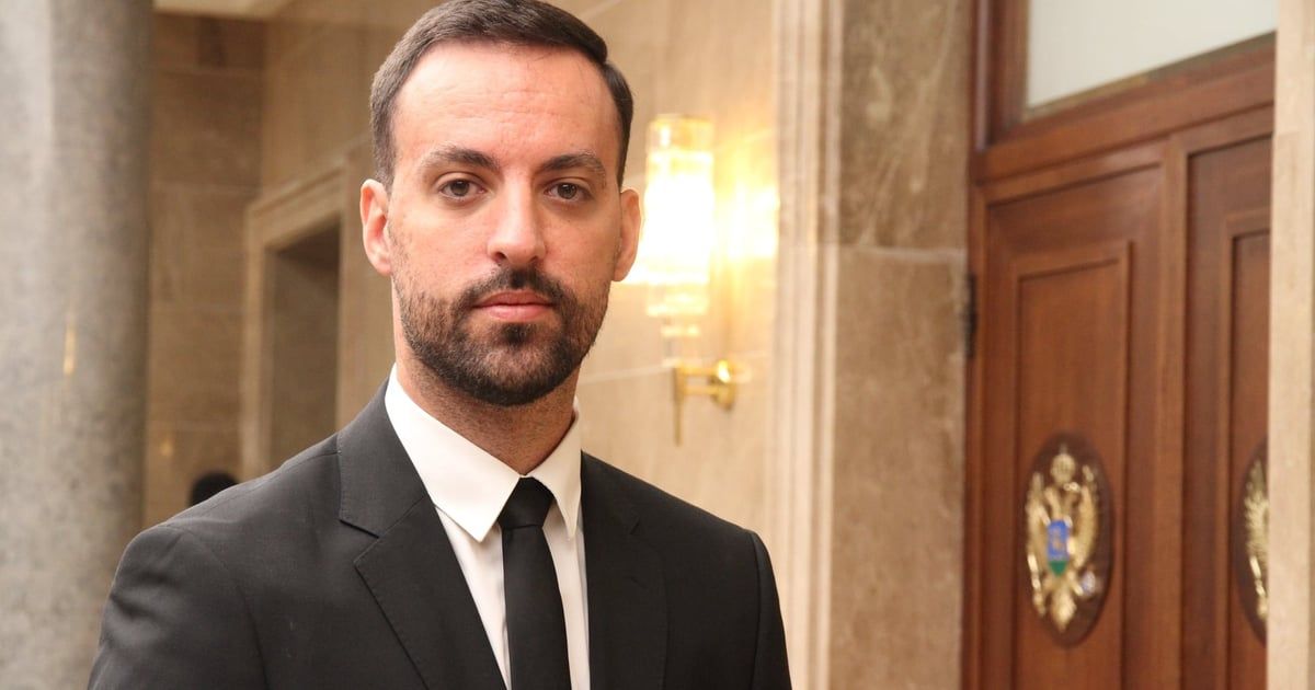 Zirojević: Za Zvicera i Milovića galantno milionče, za zaposlene u policiji para nema
