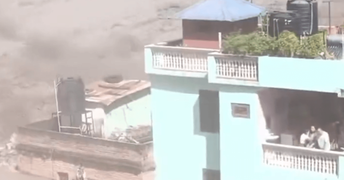 VIDEO Jezivi prizori s Himalaja: Bujica odnijela selo, a zelena kuća prkosila katastrofi