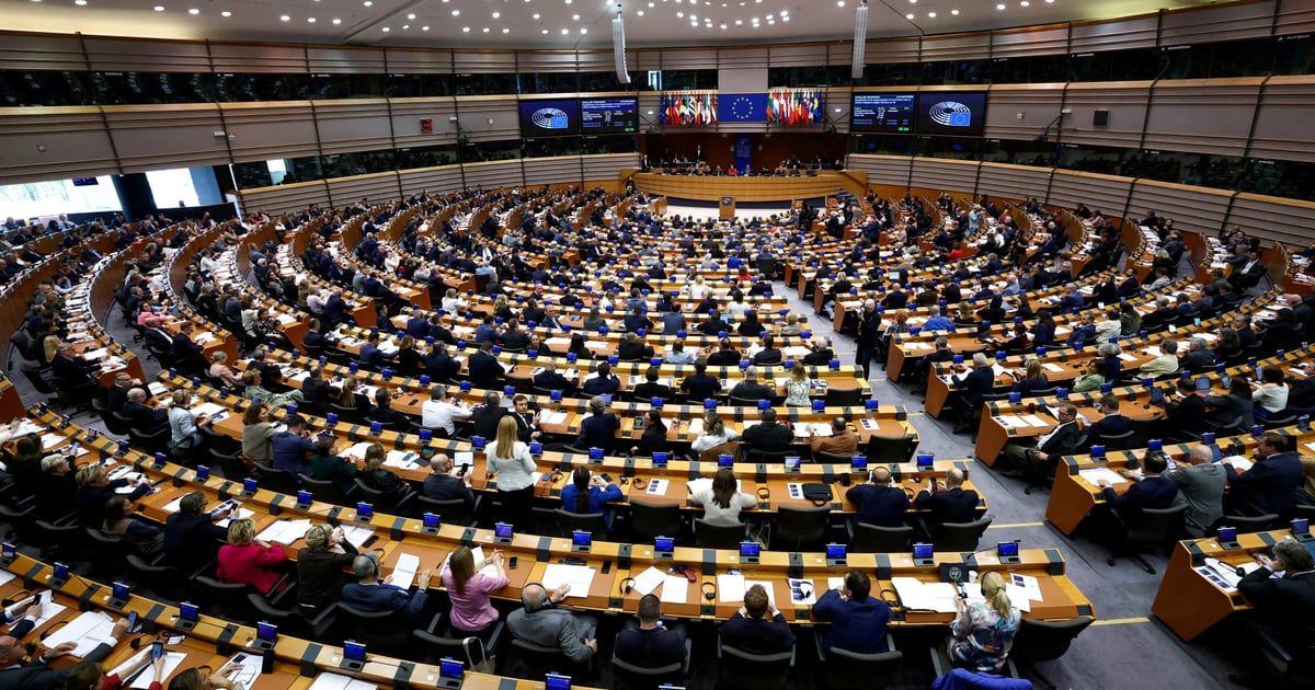 Političari koriste AI za pisanje govora i zakona, a biračima to ne otkrivaju, pokazuje studija