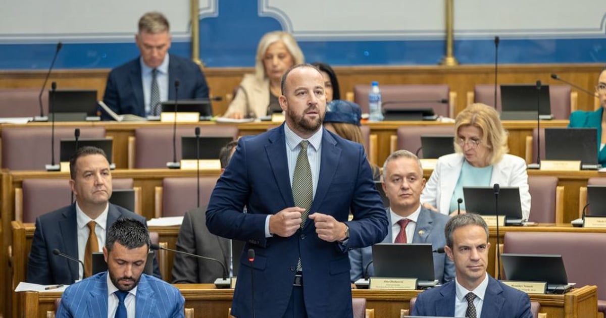 Nikolić Mandiću: Moraćete da odete u Srebrenicu, da kleknete i tražite oproštaj kao Vili B
