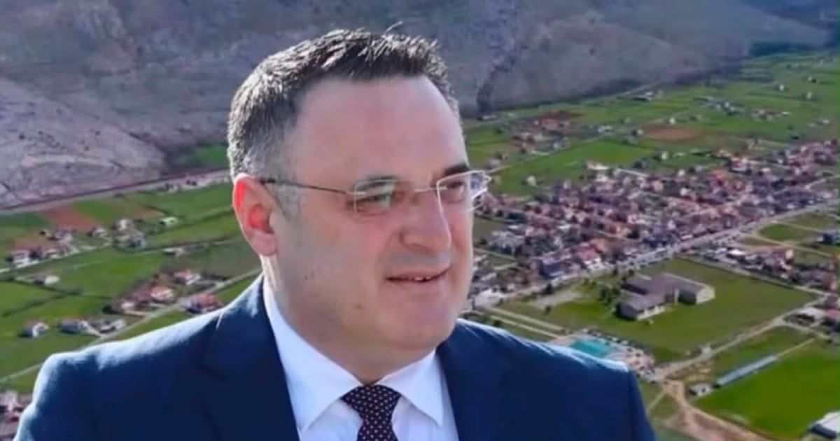 Gjelaj: Uprava policije da upozna sve službenike sa zakonskim statusom nacionalne zastav
