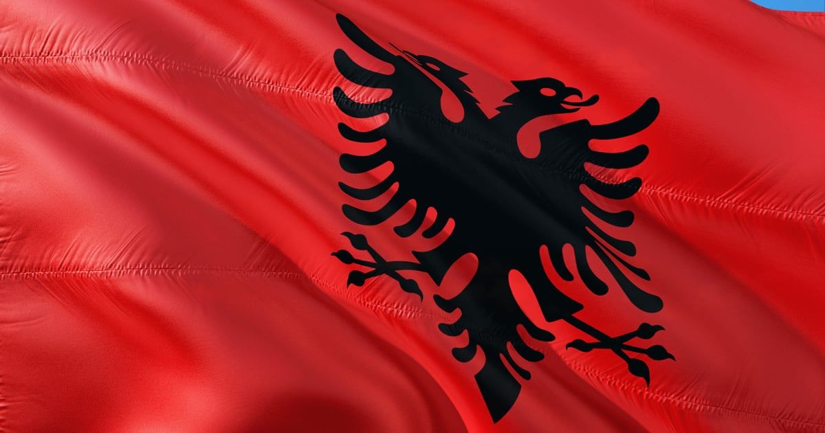 Sud u Albaniji suspendovao šeficu obavještajne službe i odredio joj kućni pritvor