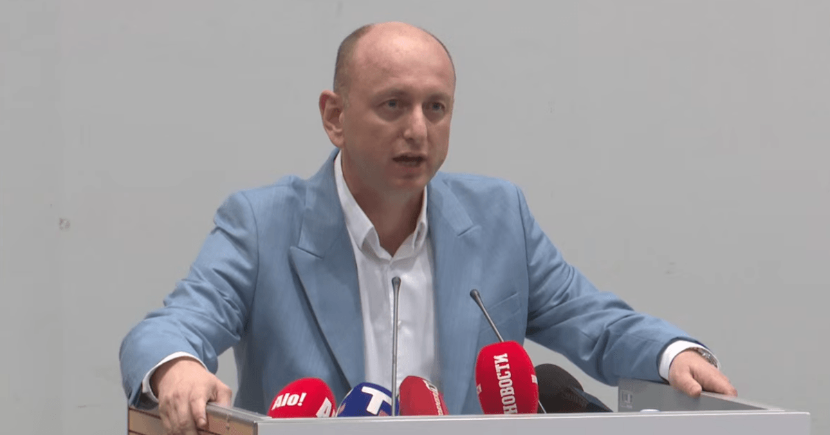 Knežević: Da nije bilo Vučića nikada ne bi pobijedili Đukanovića, koji preko Srdanovića že