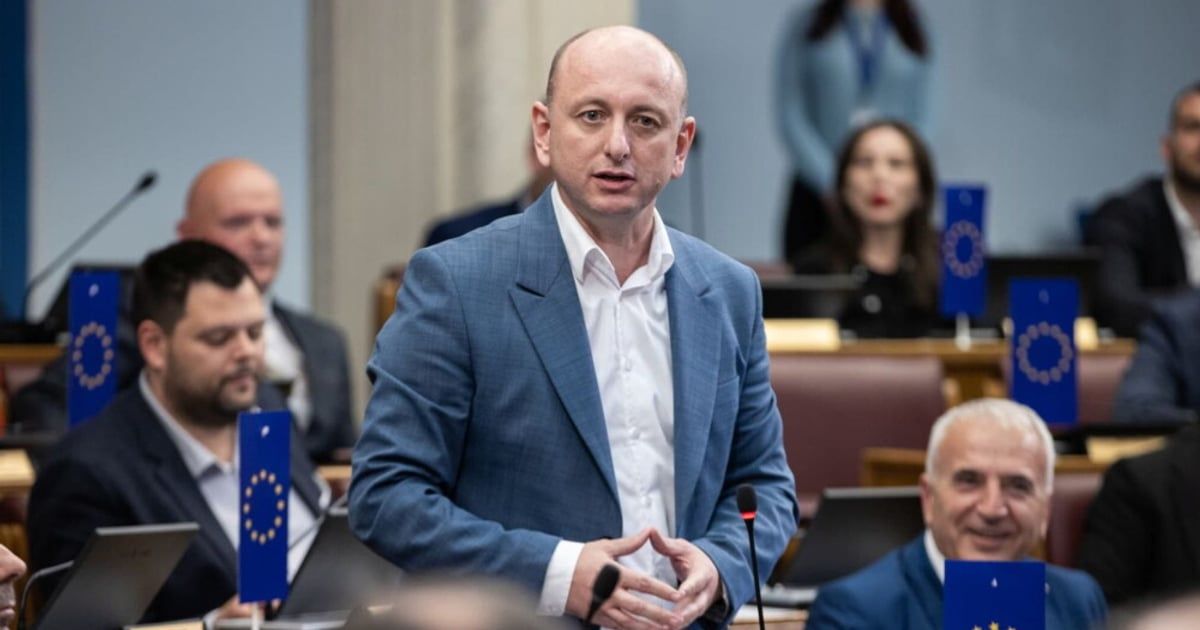 Knežević: Značajan dio poslanika PES-a bio spreman da glasa za Mandićevu smjenu
