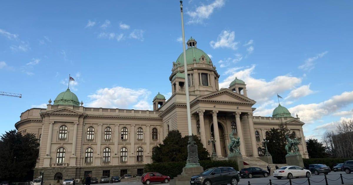 U Srbiji sjutra vanredni parlamentarni izbori: 6,45 miliona