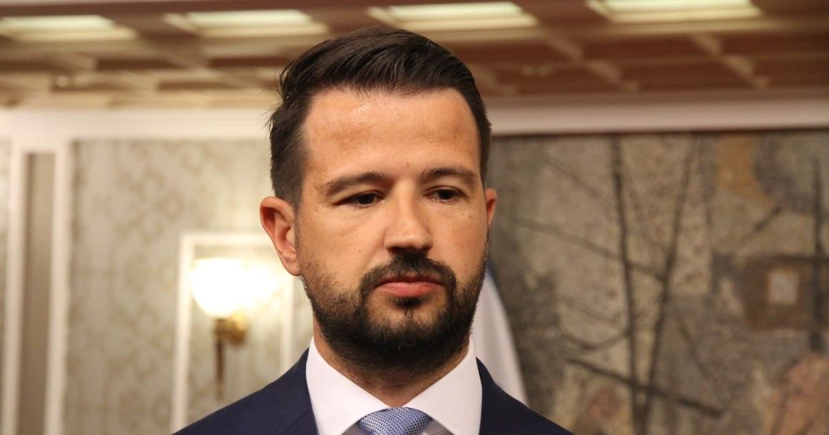Milatović o bazenu u Kotoru i ploči u Morinju: Bazen mogao