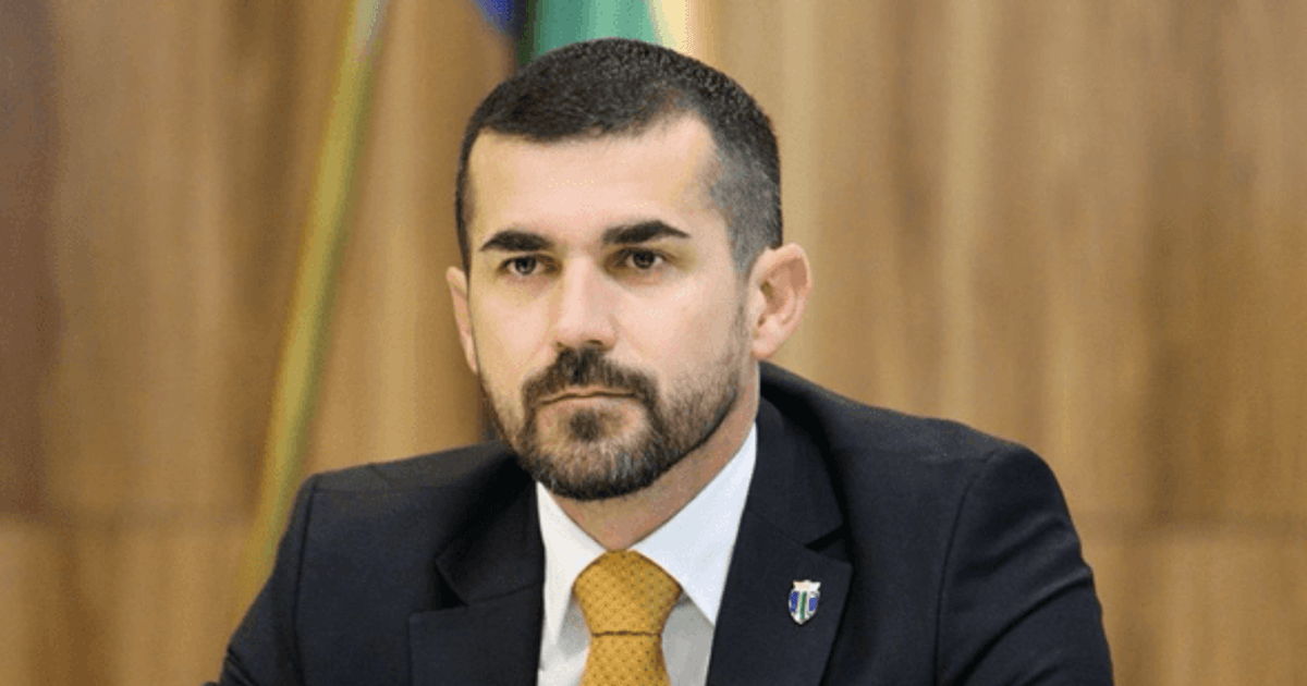Nenezić: Upravni sud poniṣtio politički motivisanu odluku