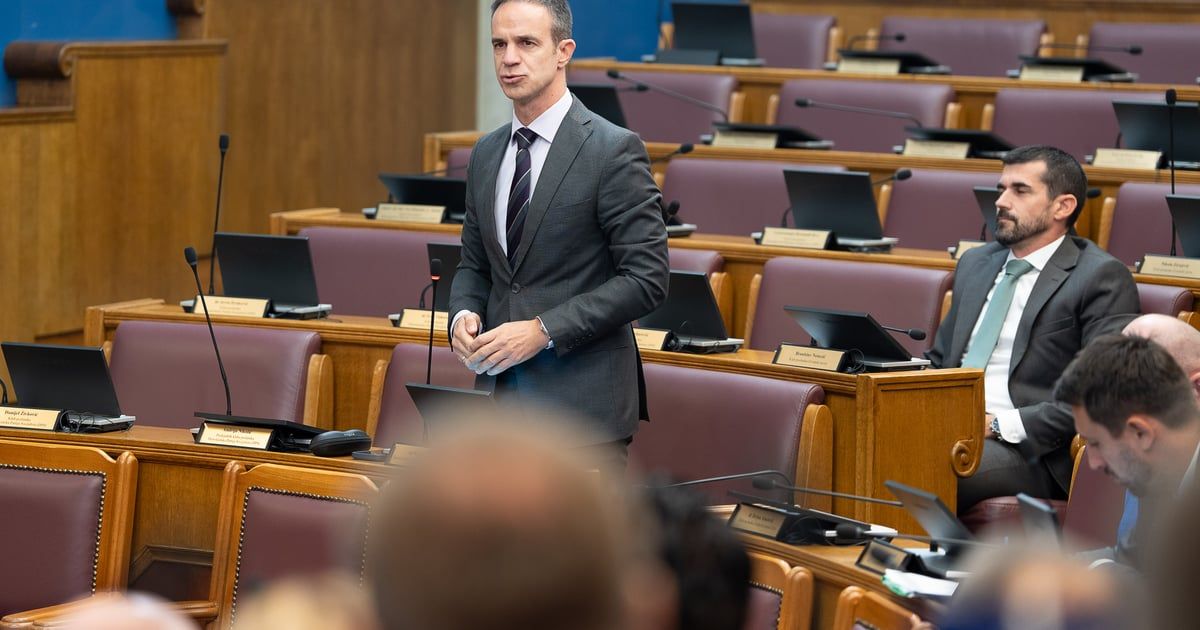 Mugoša: Glasao sam za promjene Ustava da bi se spriječile