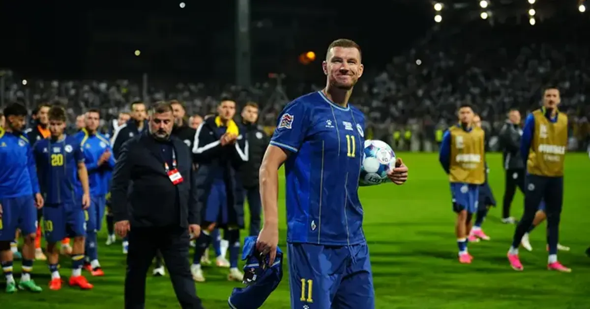Evo šta je Džeko poklonio saigračima za svoj oproštaj od dresa BiH