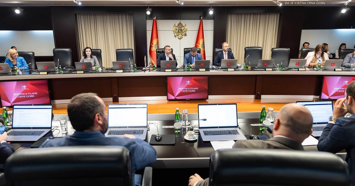 Jaćimović: Vlada sakrila informaciju o ispunjenju mjerila i