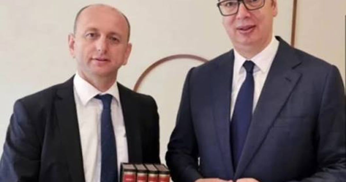 Knežević objavio pismo upućeno Vučiću: Ruzmarin za brata