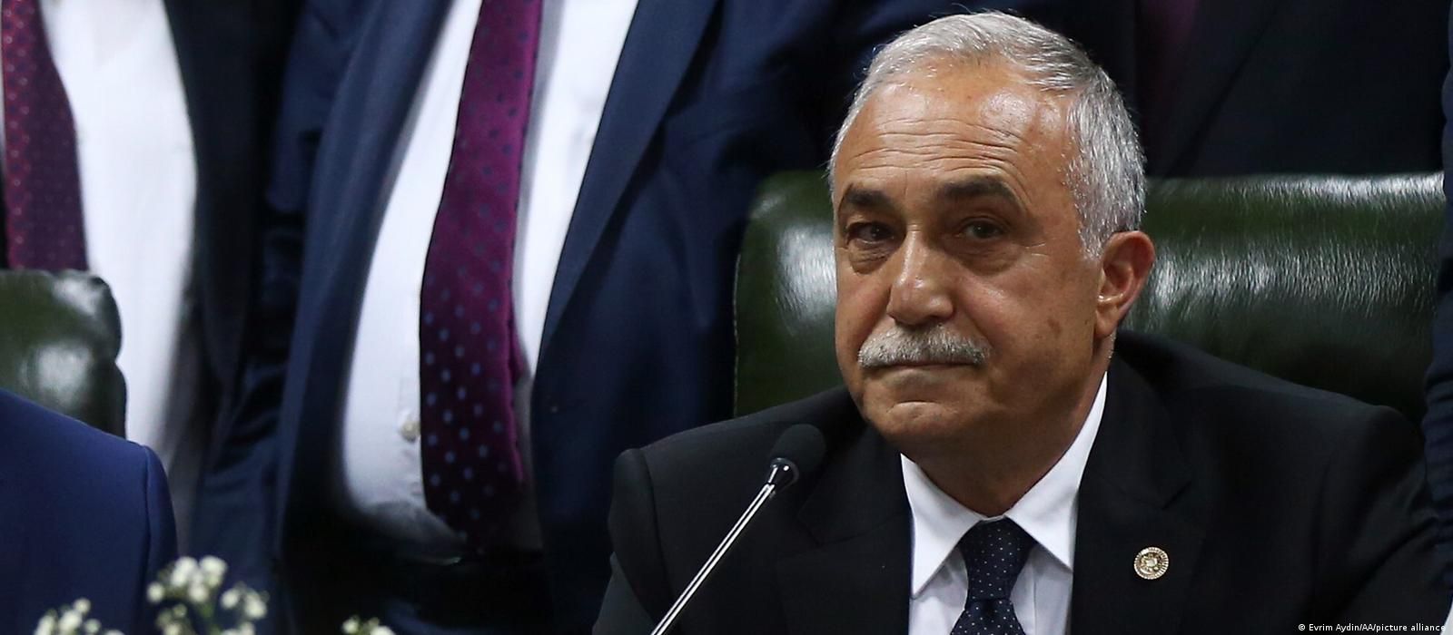 Fakıbaba AKP’den istifa etti